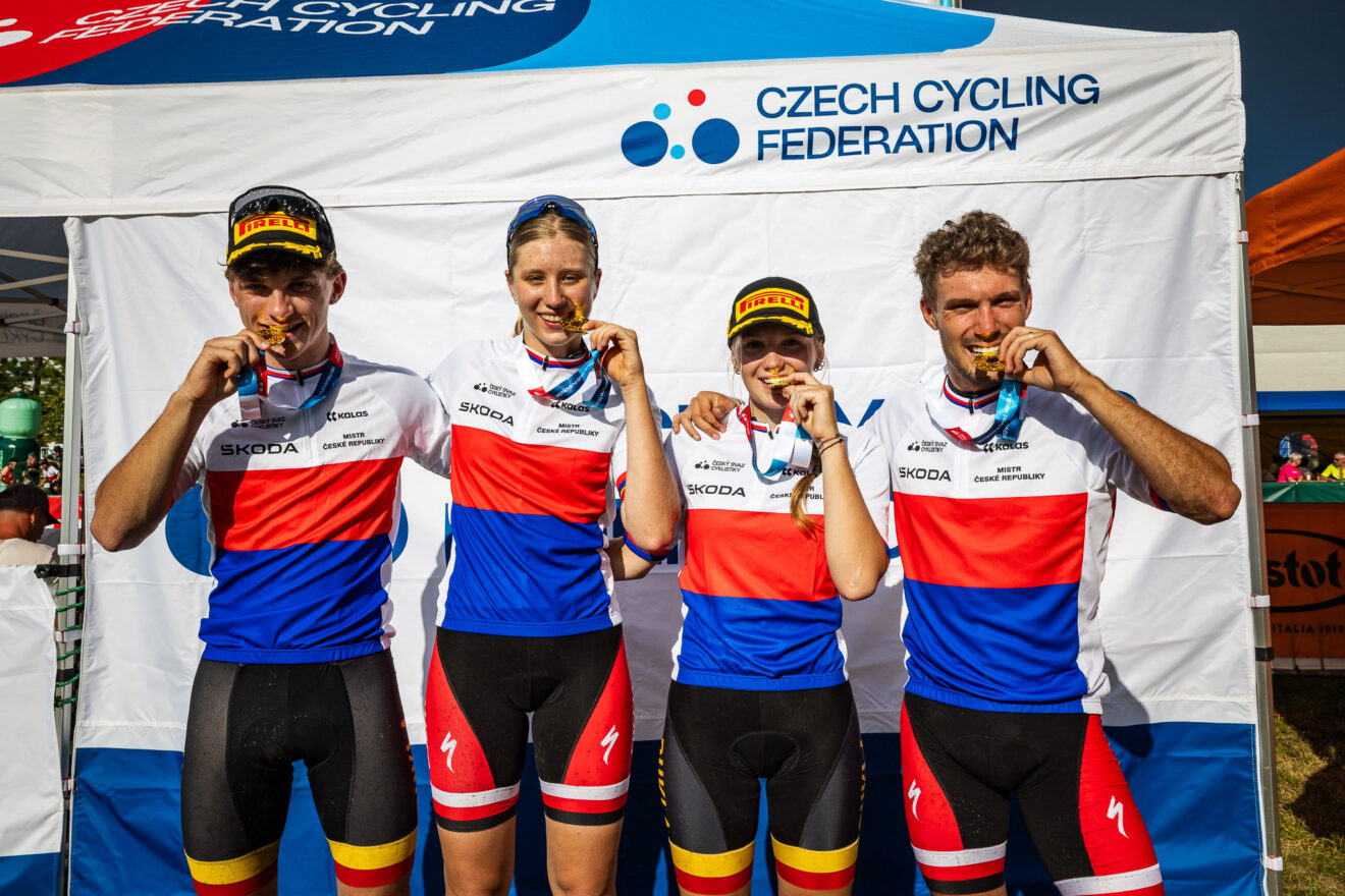 Bikeři Dukly Praha vyhráli štafetu na mistrovství ČR