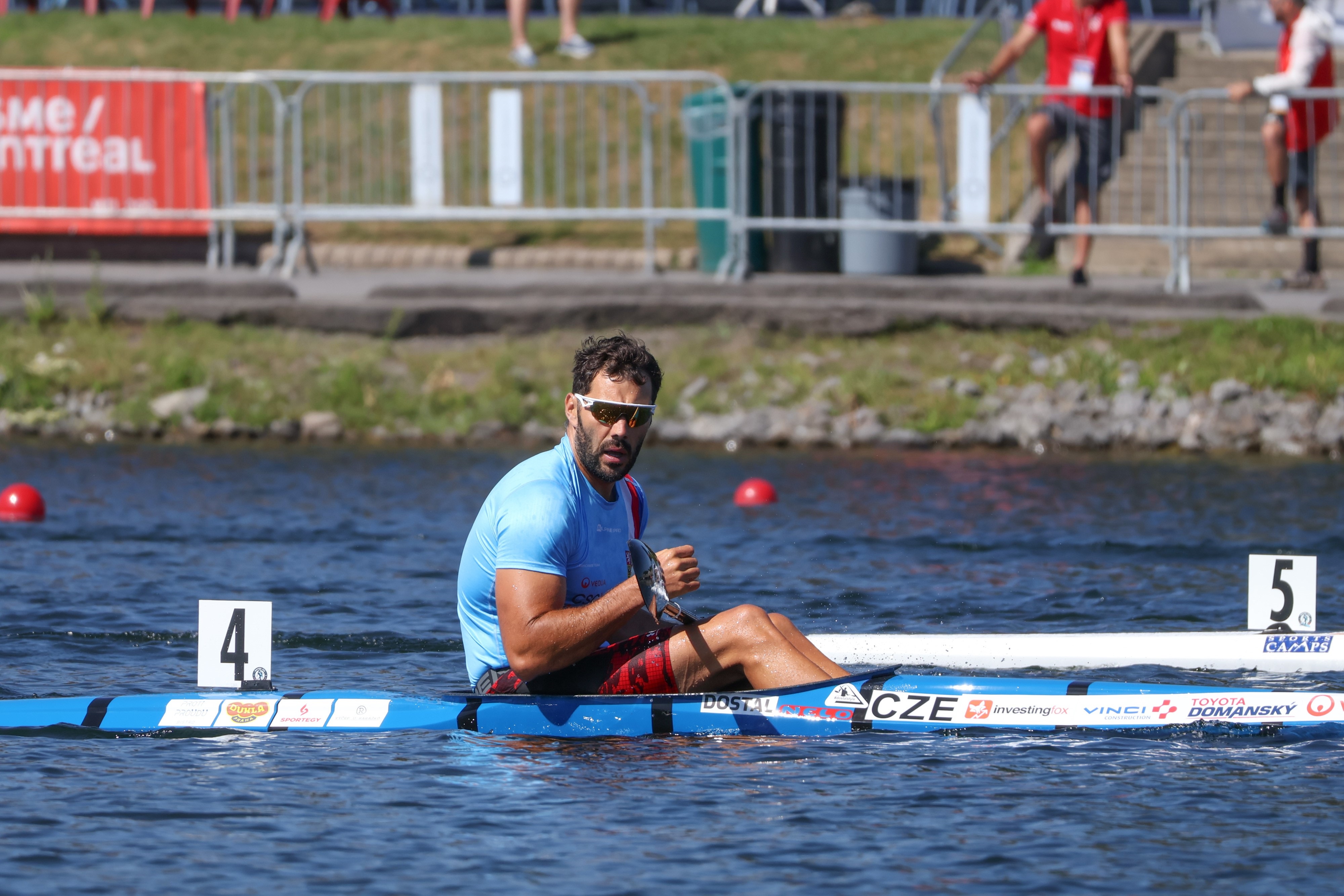 Dostál si při Světovém poháru v Montrealu dopádloval na olympijském kilometru pro krásný bronz!